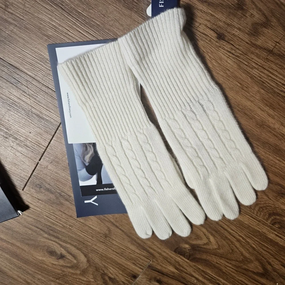 Fishers Finery 100% Pure Cashmere Knit Gloves Cable Knit Cream Quiet Luxury NWT